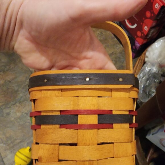 1993 Longaberger Inaugural Basket with Protector - Picture 5 of 5